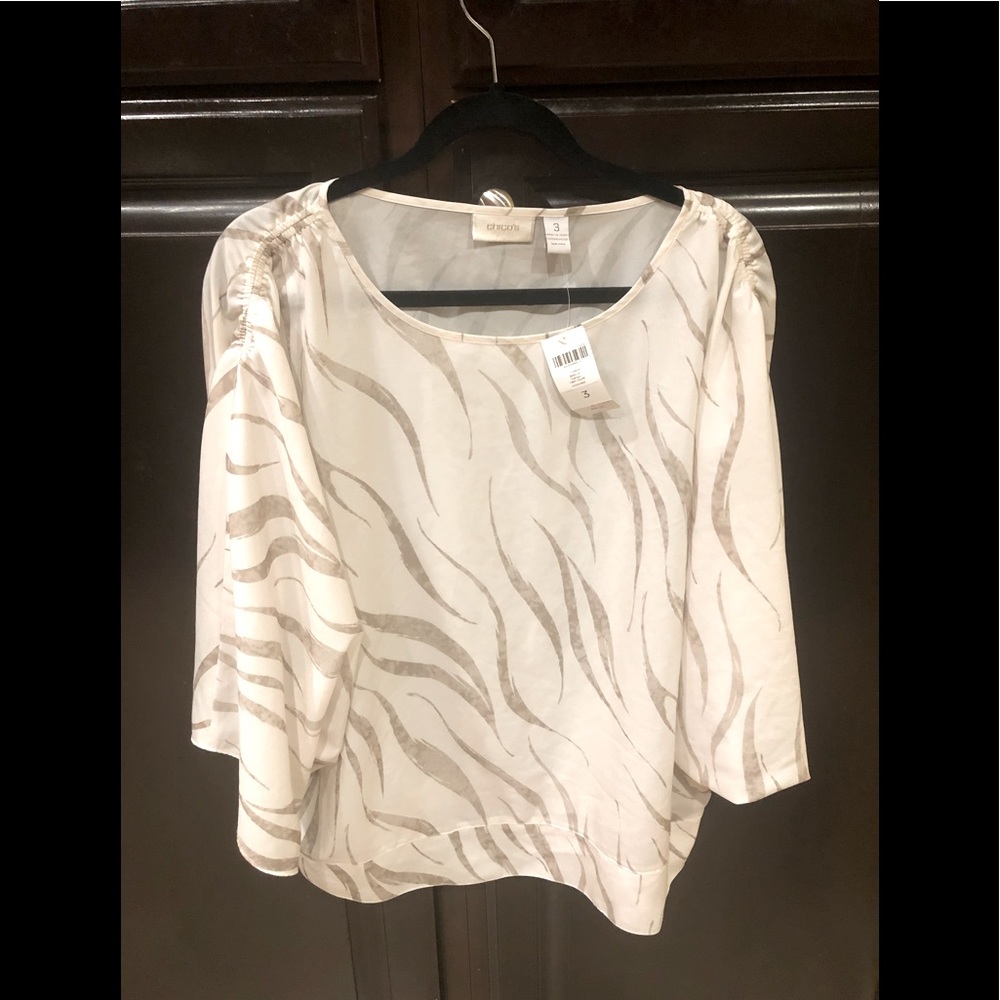BNWT Chico’s Tigress 3/4 sleeve blouse